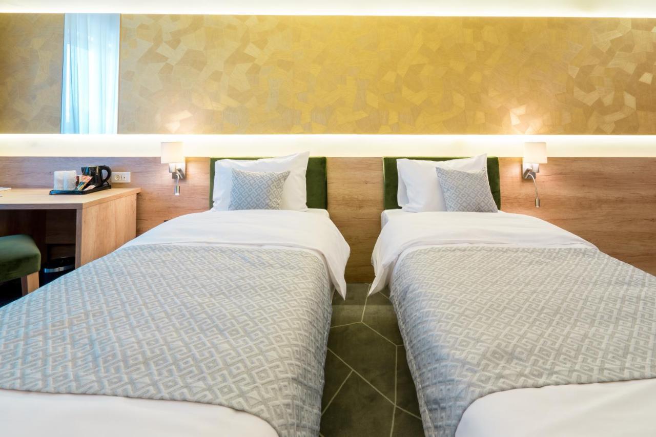Hotel Console Slobozia  Kültér fotó